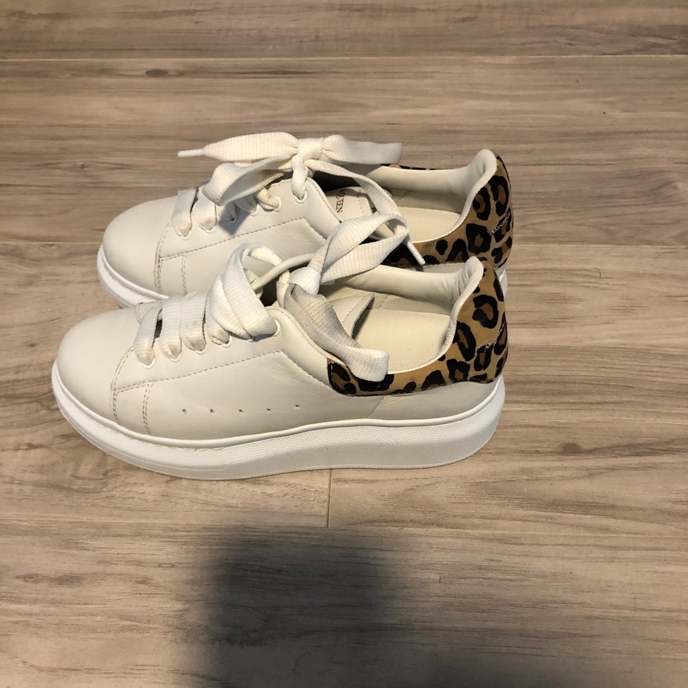 Kids Oversized Cheetah print Alexander McQueens.